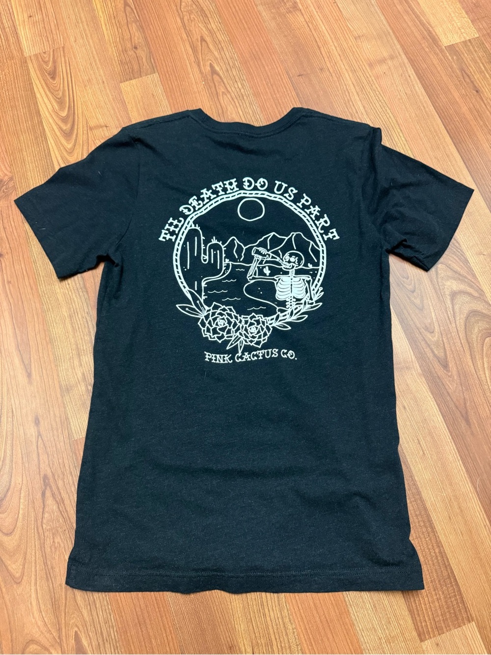Men's Black Short Sleeve Graphic Tee - Desert Skeleton